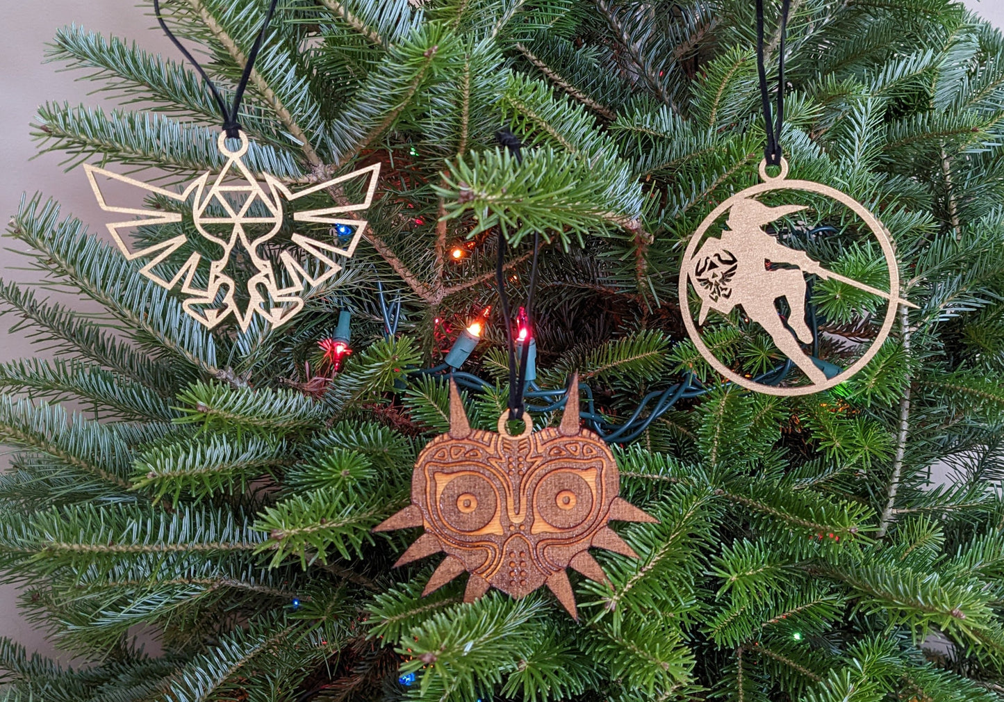 Zelda Christmas Tree Wood Ornaments: Majora's Mask, Hyrule Crest, Link